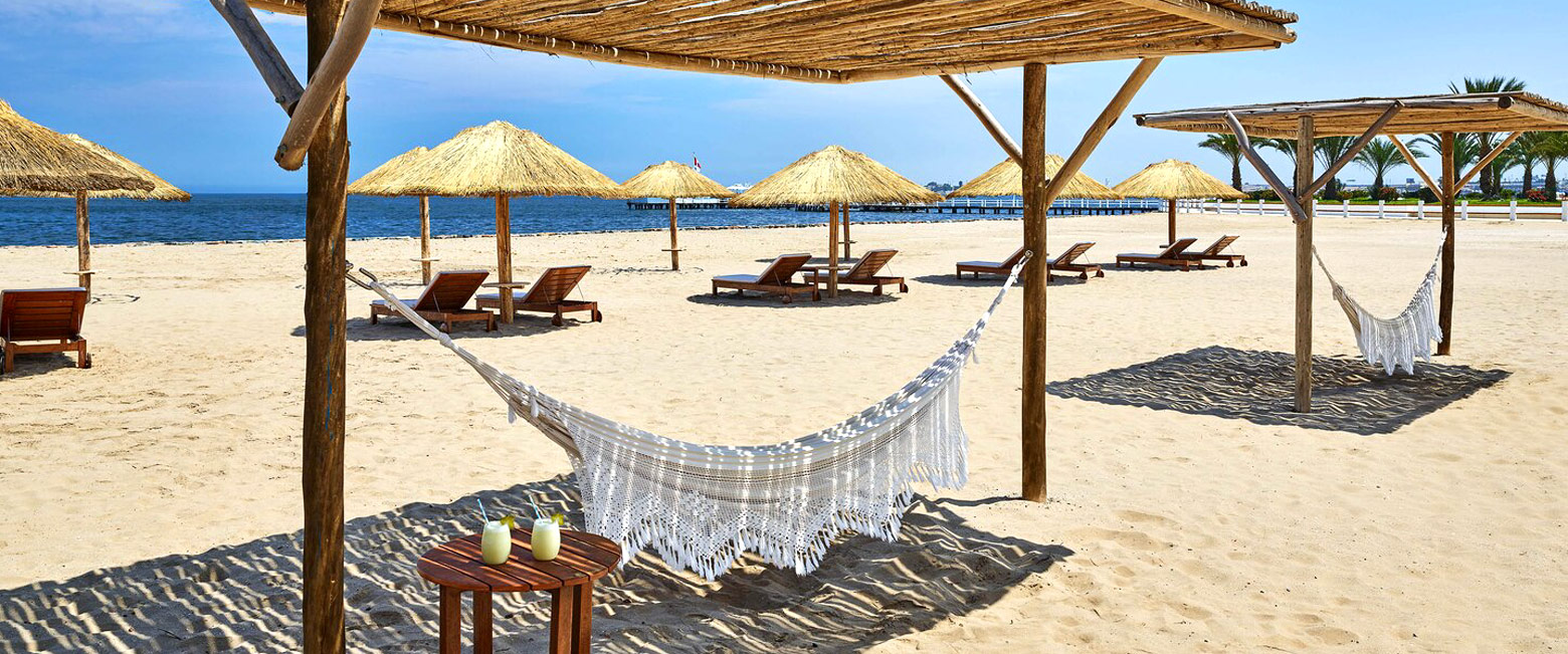 is a high quality beach resort in the Paracas area