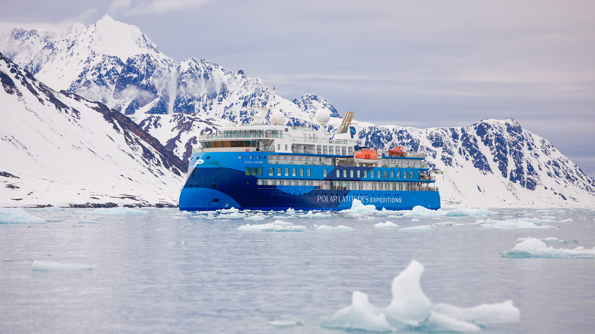 Ultimate Antarctic Circle Crossing