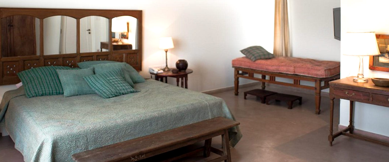 is a modest and intimate property in the Jaipur area of northern India 
