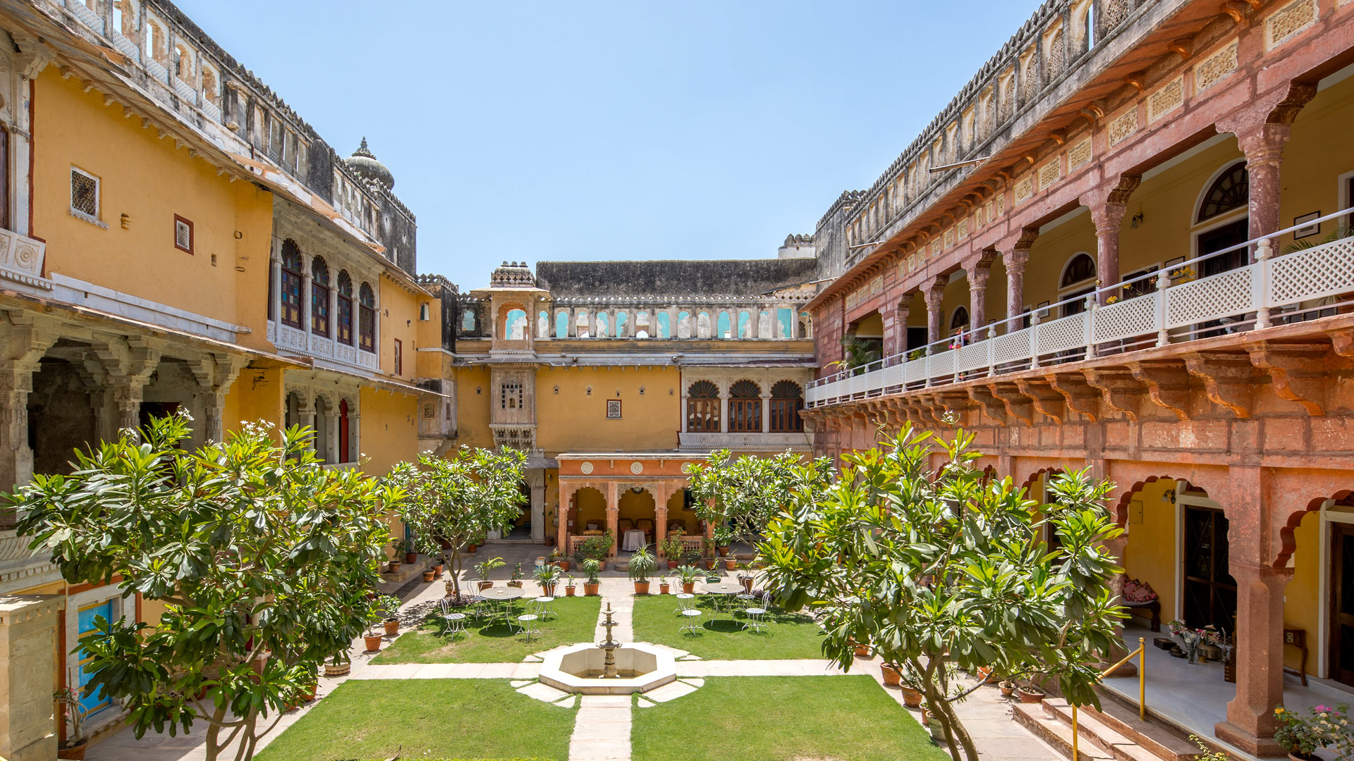 Hotel Chanoud Garh