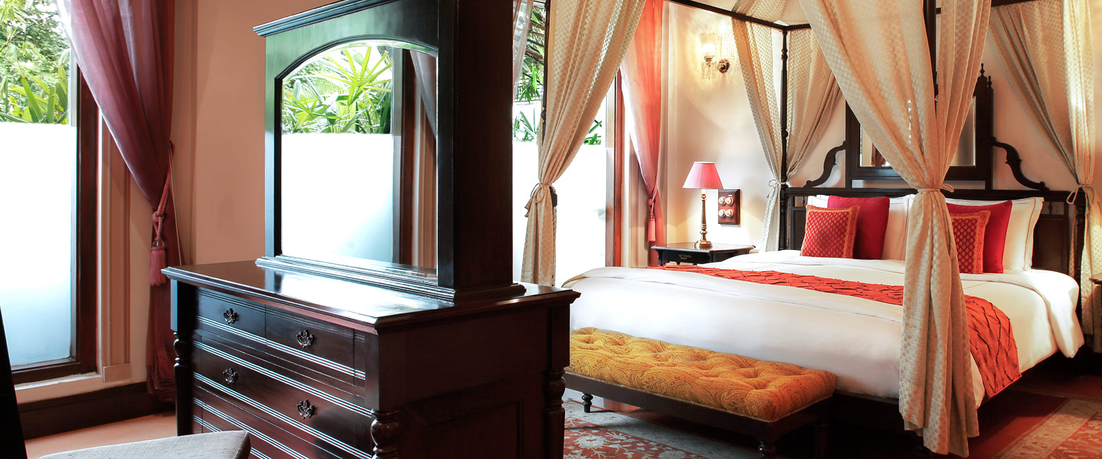 is a large upmarket hotel in the Varanasi area