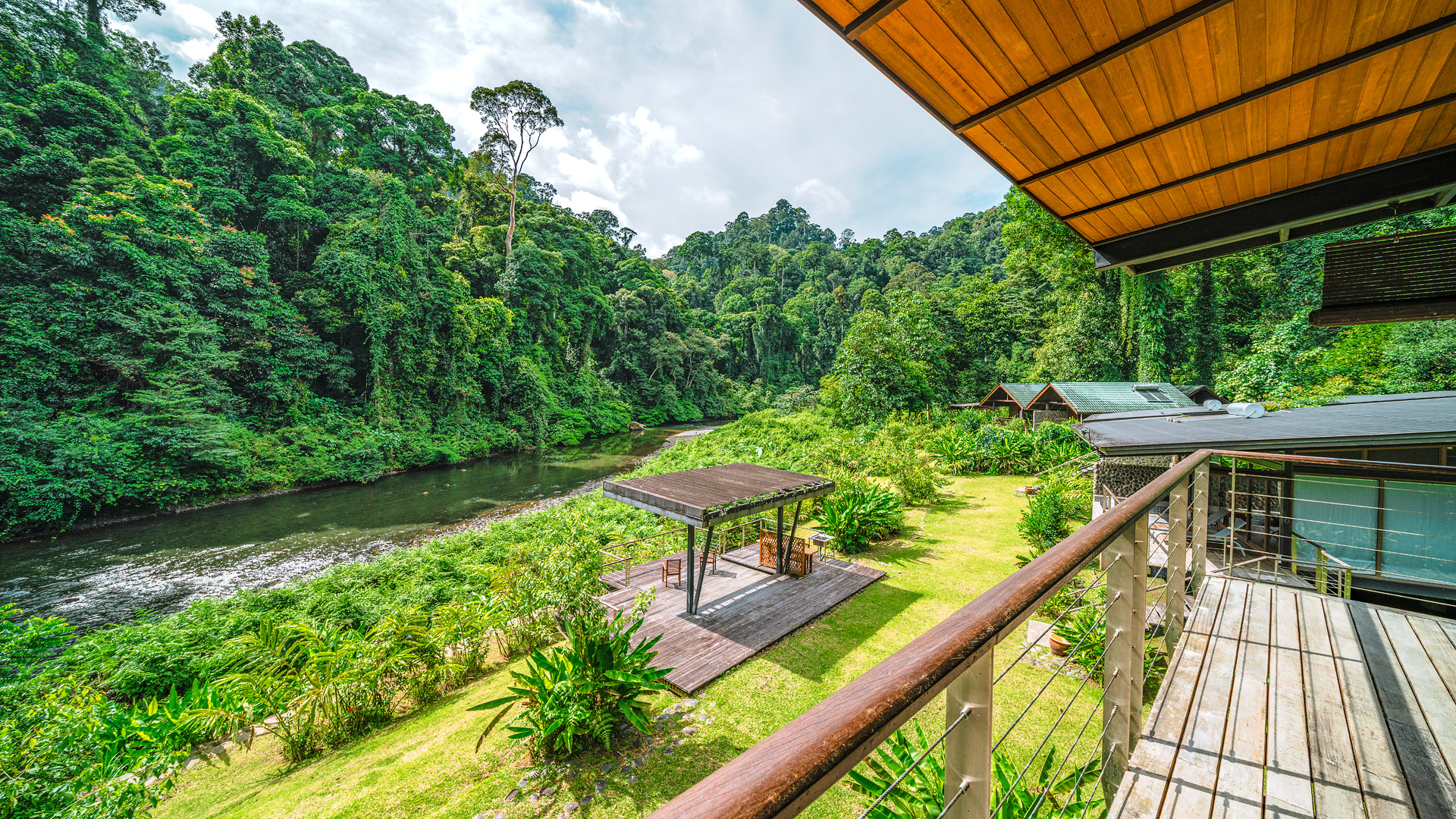 Borneo Rainforest Lodge