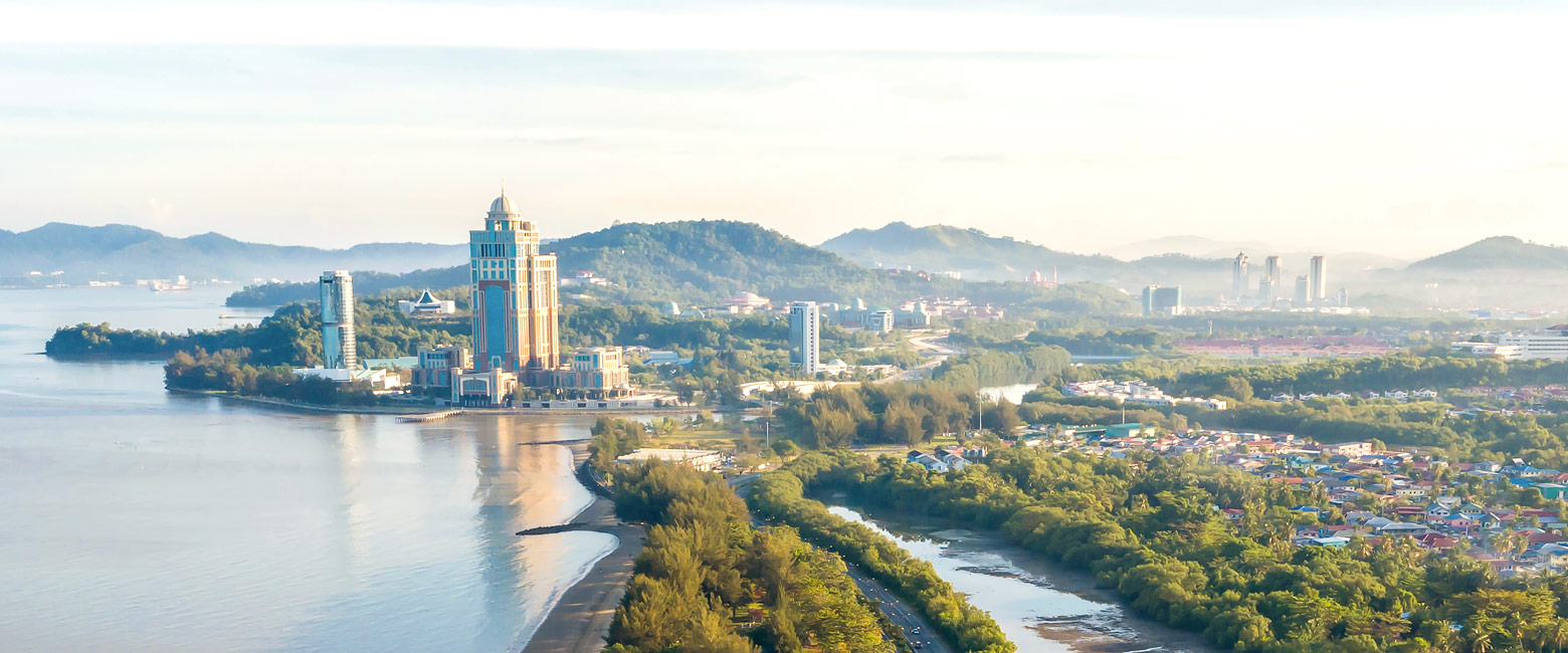 is a relaxed coastal base for exploring northern Borneo. 