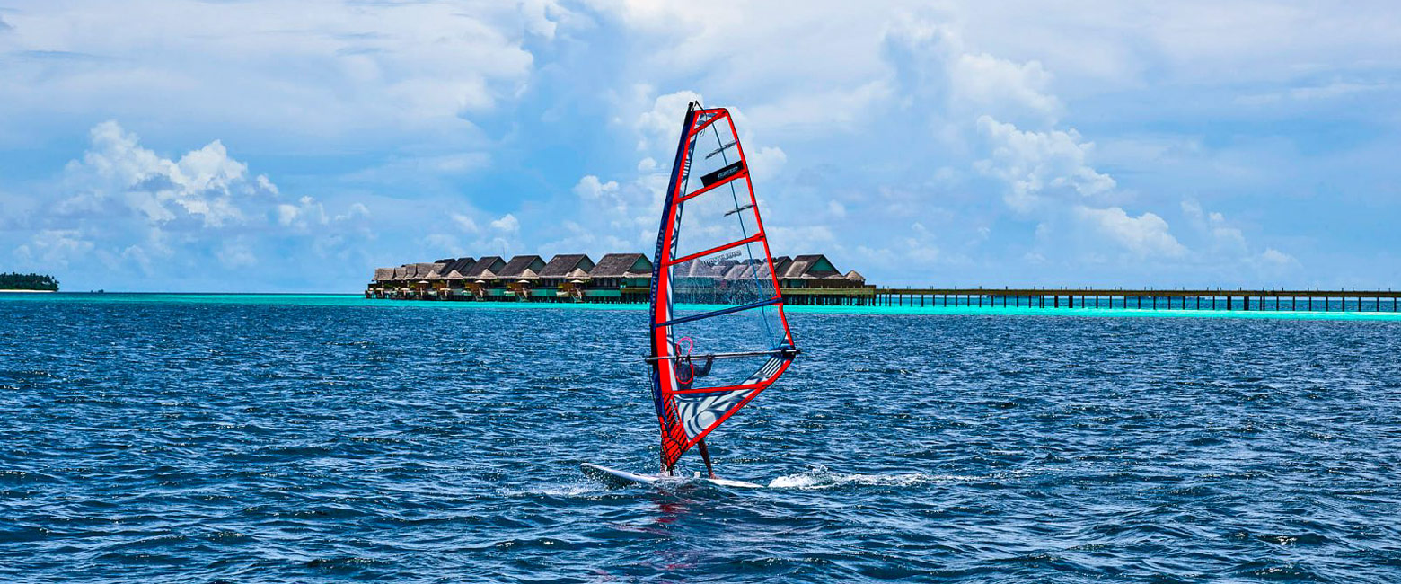 let us know your thoughts about the Maldives and we will help you create the perfect safari 