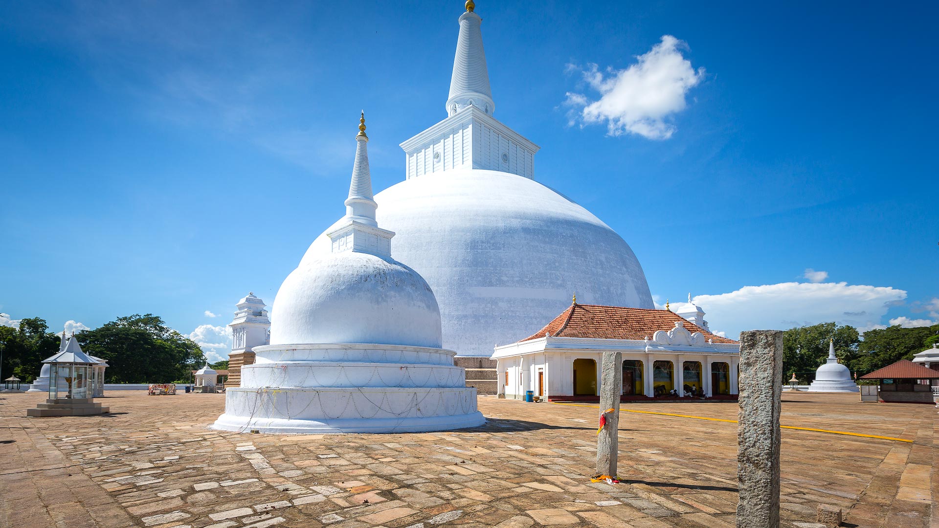 Travel to Anuradhapura