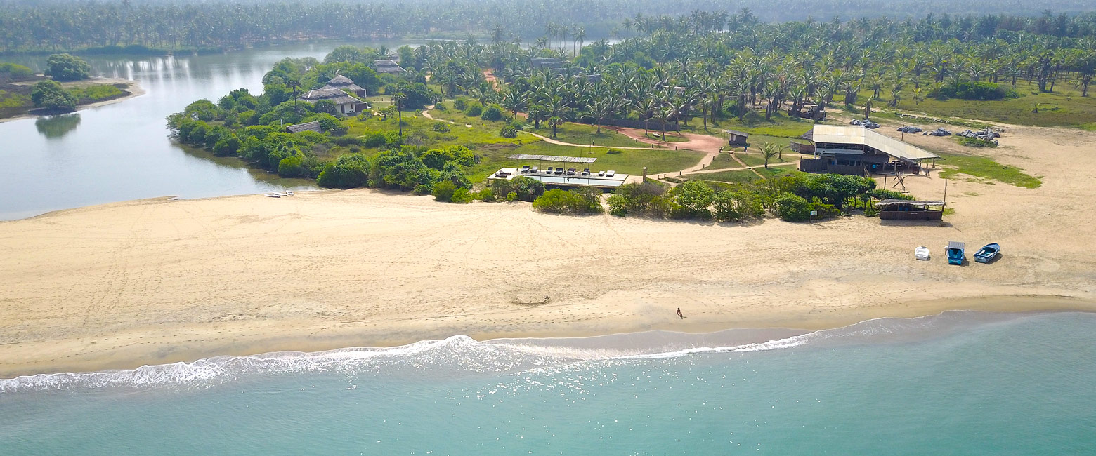 is an area of tropical lagoons in the northwest of Sri Lanka 