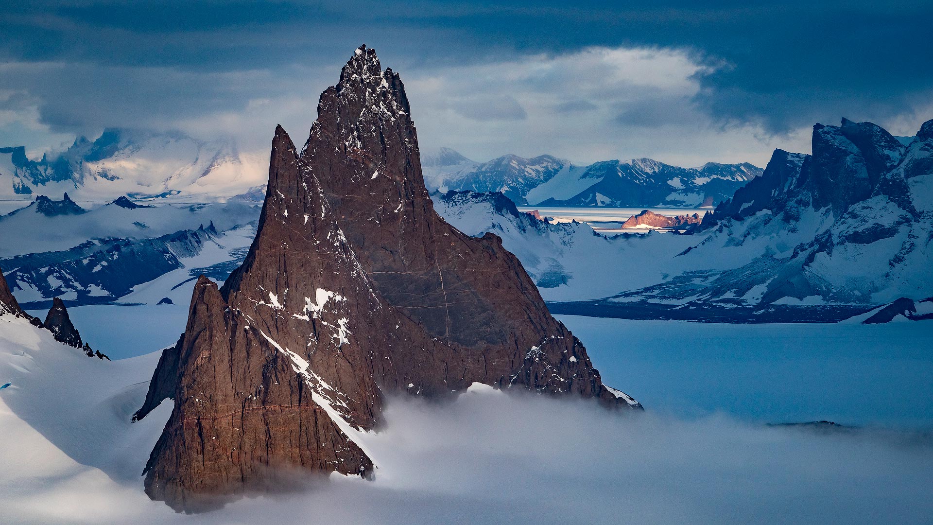 Antarctica by boat from Argentina